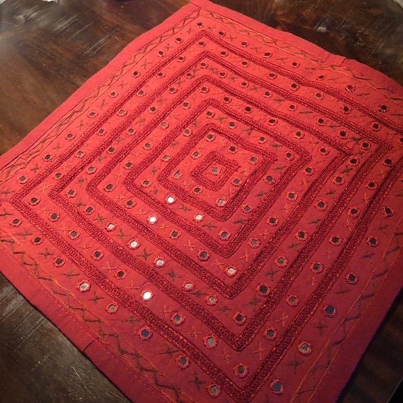 New Dark Red Embroidered Covers (Set of 2) ♥️ - Picture 2 of 11